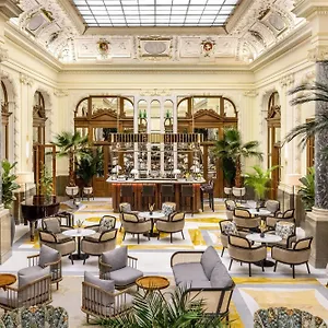 Hotel Nh Collection Carlo Iv